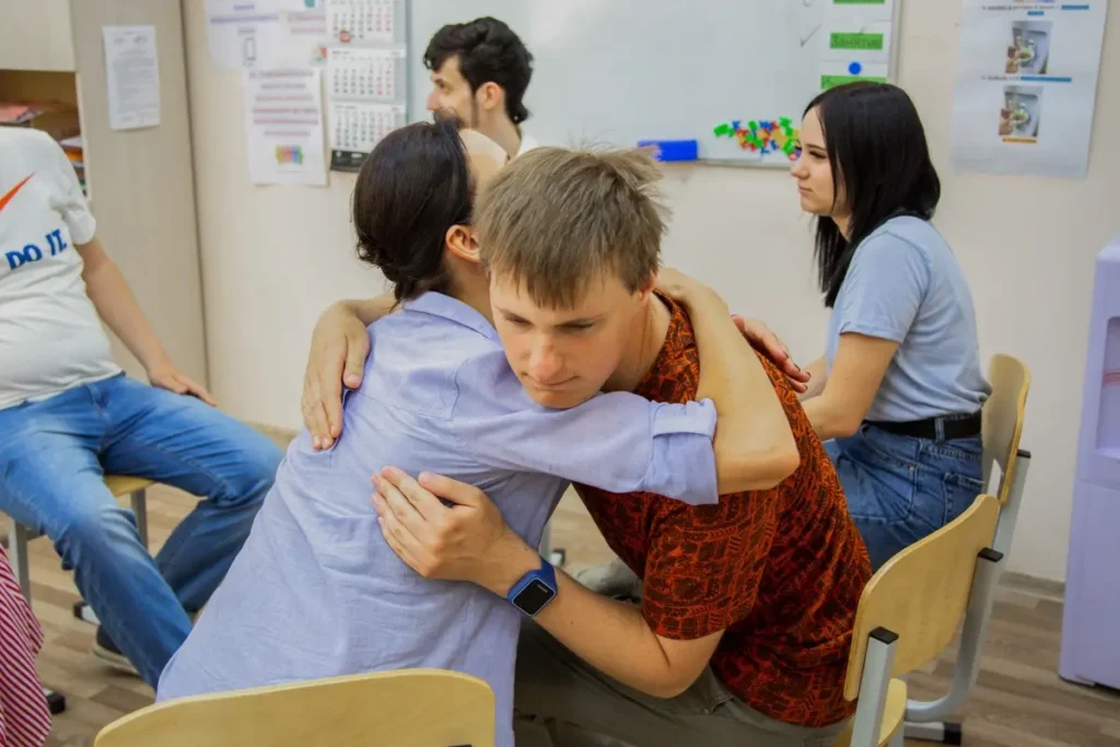 Подопечные фонда «Каждый особенный» в трудовых мастерских. Фото: предоставлено фондом «Каждый особенный».