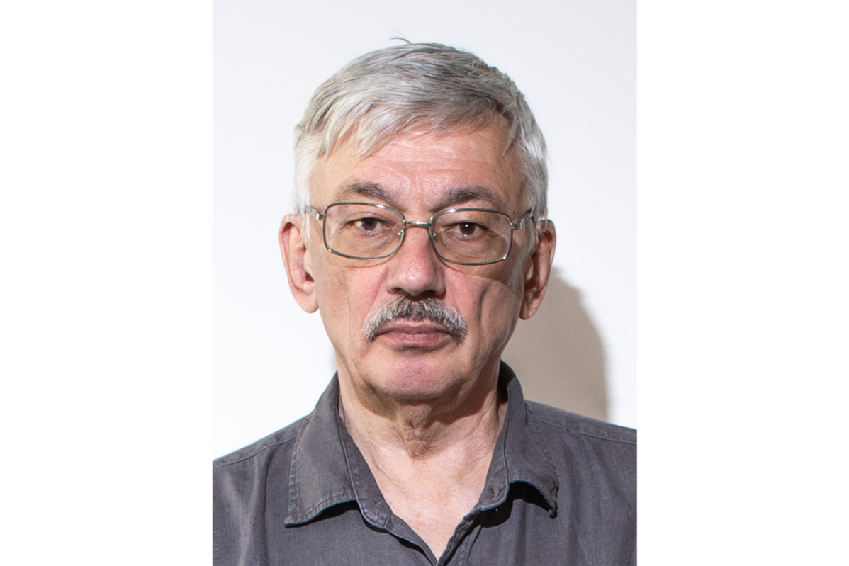 71-летний правозащитник Олег Орлов опубликовал антивоенную статью «Им хотелось фашизма. Они его получили»