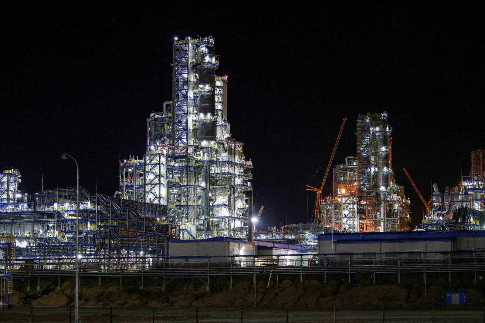 Амурский газоперерабатывающий завод «Газпрома» рядом с городом Свободный в Амурской области