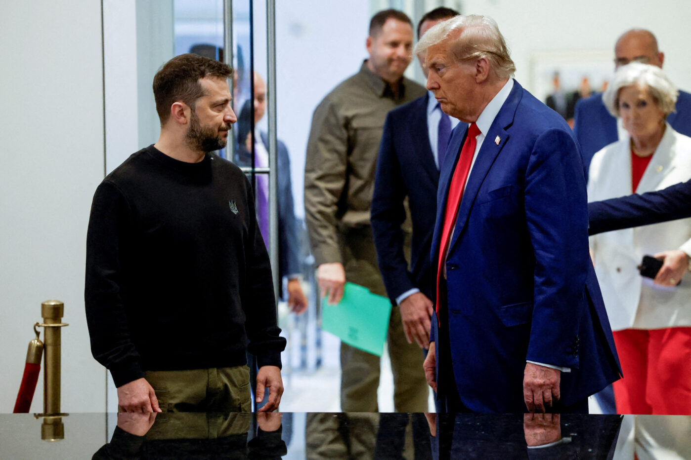Владимир Зеленский встречается с Дональдом Трампом в Нью-Йорке во время избирательной кампании в США