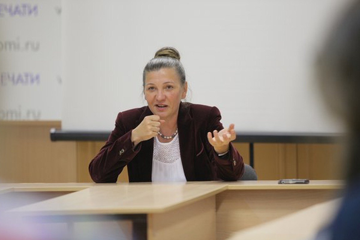 Маргарита Лянге региональным чиновникам и журналистам рассказала о «120 антиколониальных инструкторах», которые хотят разделить Россию