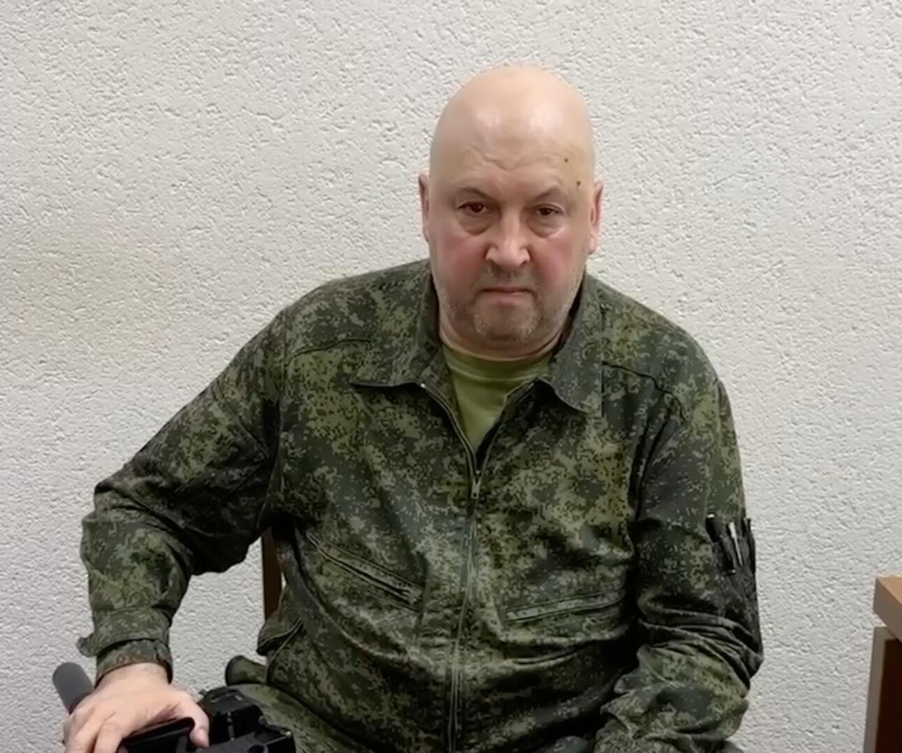 Бывший главком российской группировки в Украине Сергей Суровикин нашёлся в Алжире
