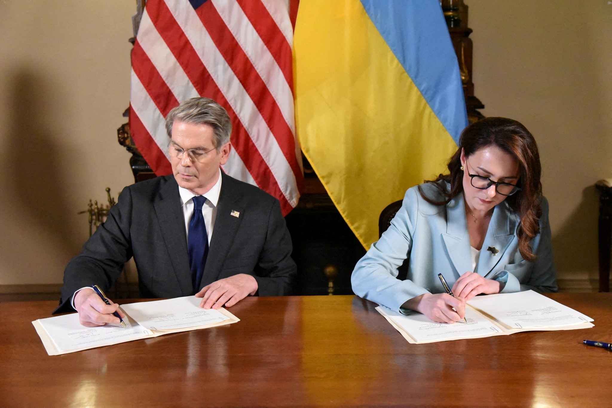 США и Украина подписали соглашение о минералах