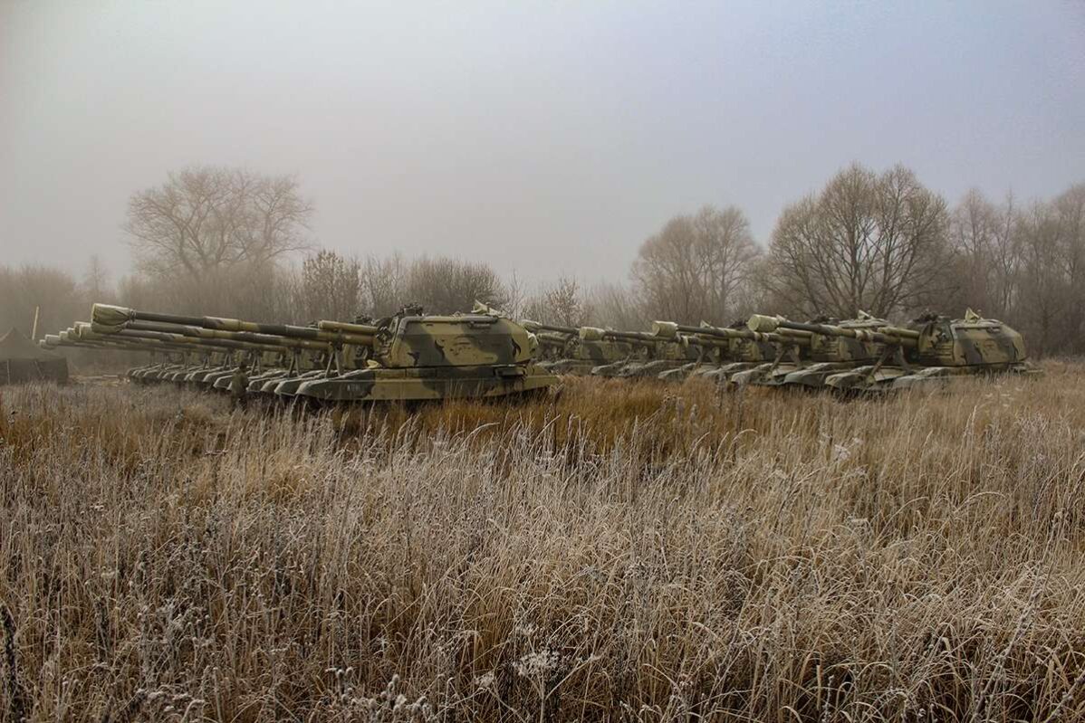 САУ 856-го полка, дислоцировавшегося в воинскую часть 23857 в городе Почеп Брянской области