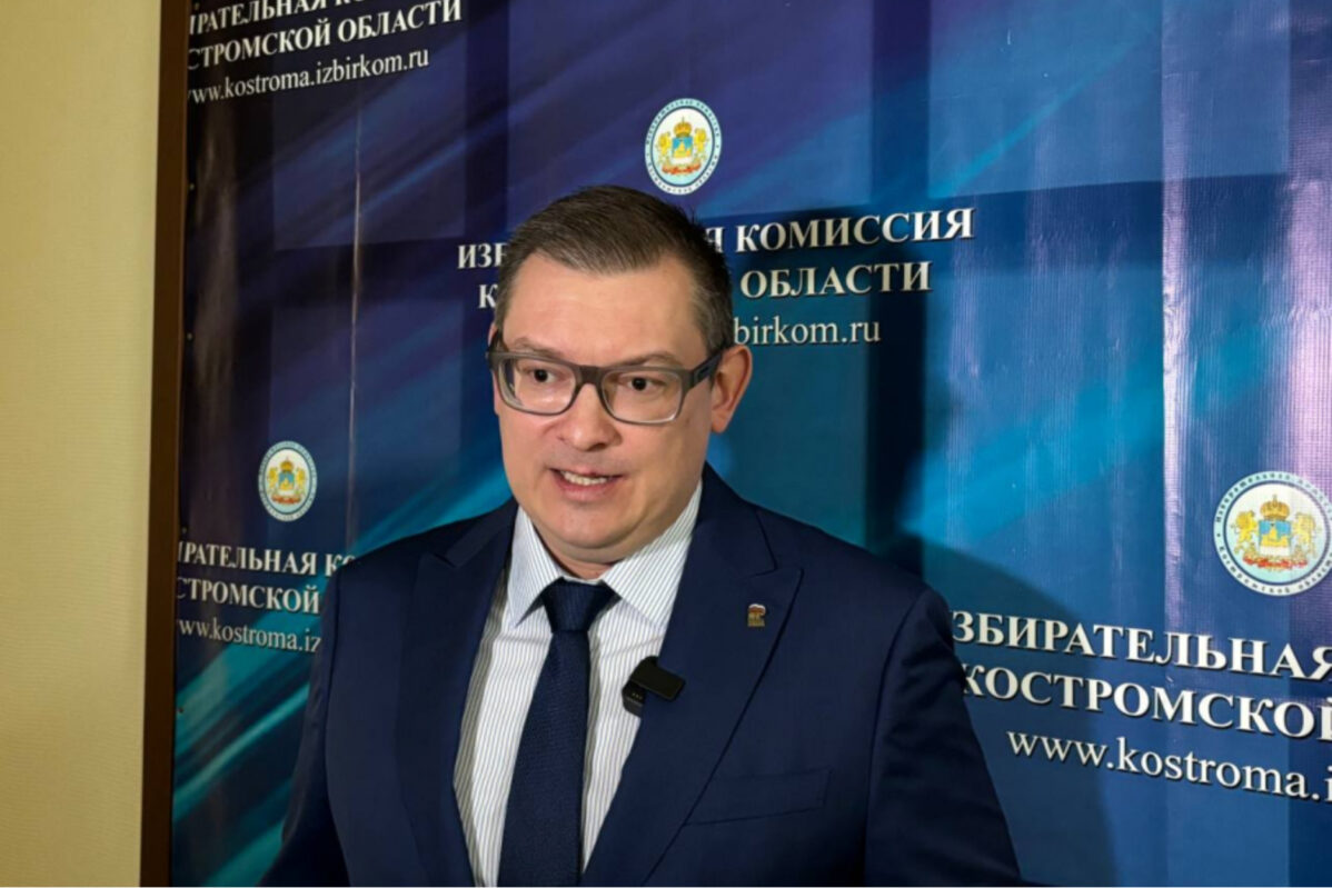 Поэт и участник «СВО» Михаил Душин в день получения мандата депутата Костромской областной Думы