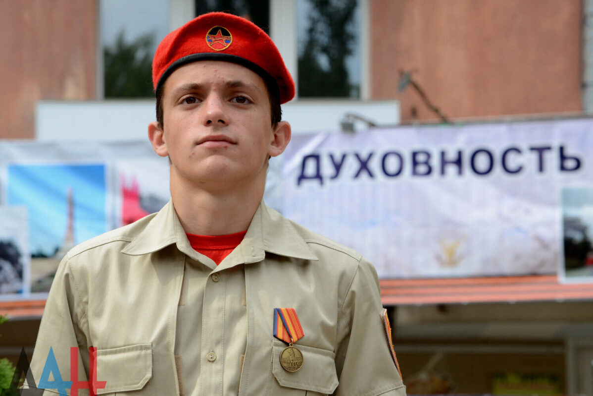 Что такое «Движение первых», кто его придумал и почему в него лучше не вступать?