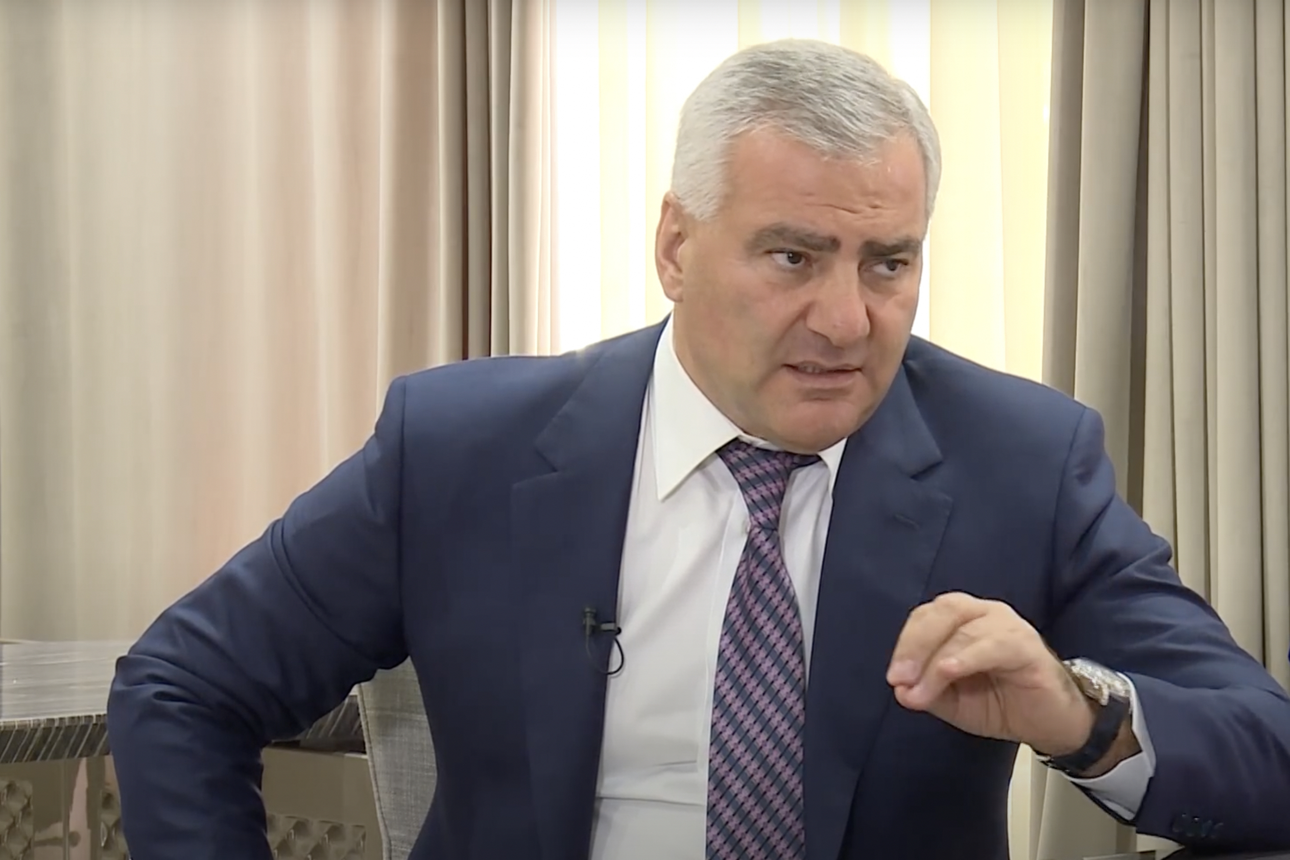 В Ереване прошёл обыск у российского миллиардера Самвела Карапетяна