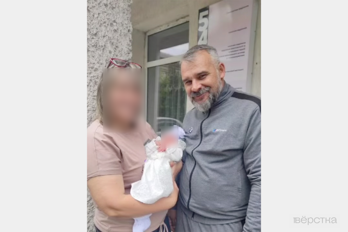 Пастор евангелистской церкви из Бердянска Виктора Бондаренко с супругой и внучкой